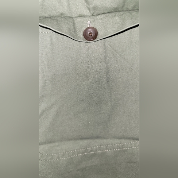 Mens Chaps shorts size 36 army green golfer short - Picture 7 of 7